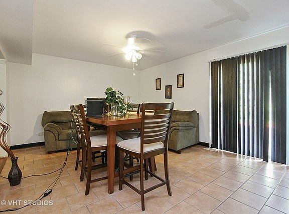 4th image of 17487 E Gate Dr