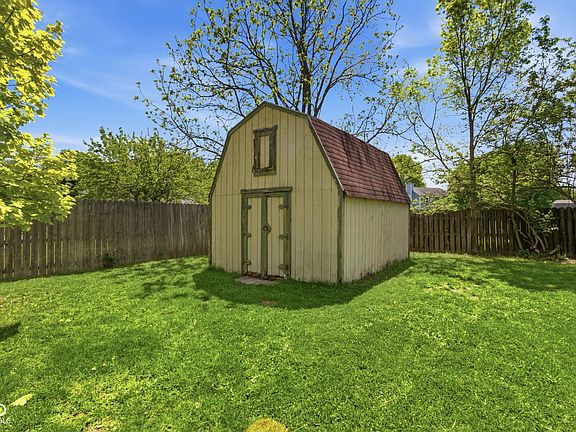 4th image of 7830 Oakshot Ln