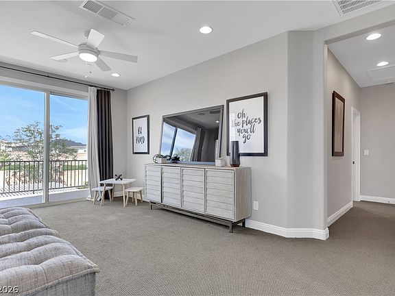 3rd image of 8853 Highland Skye Dr