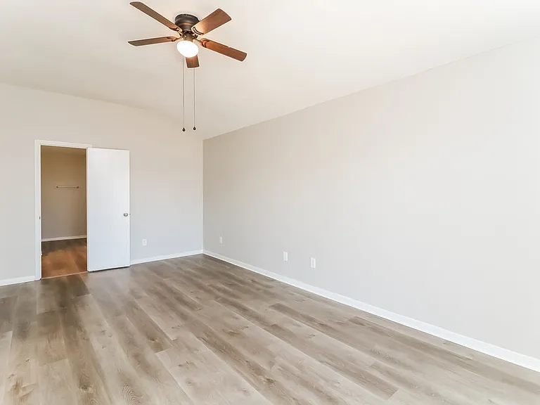 6503 Rockland Dr — Photo 11