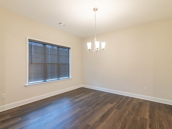 4th image of 7919 Coppice Ln