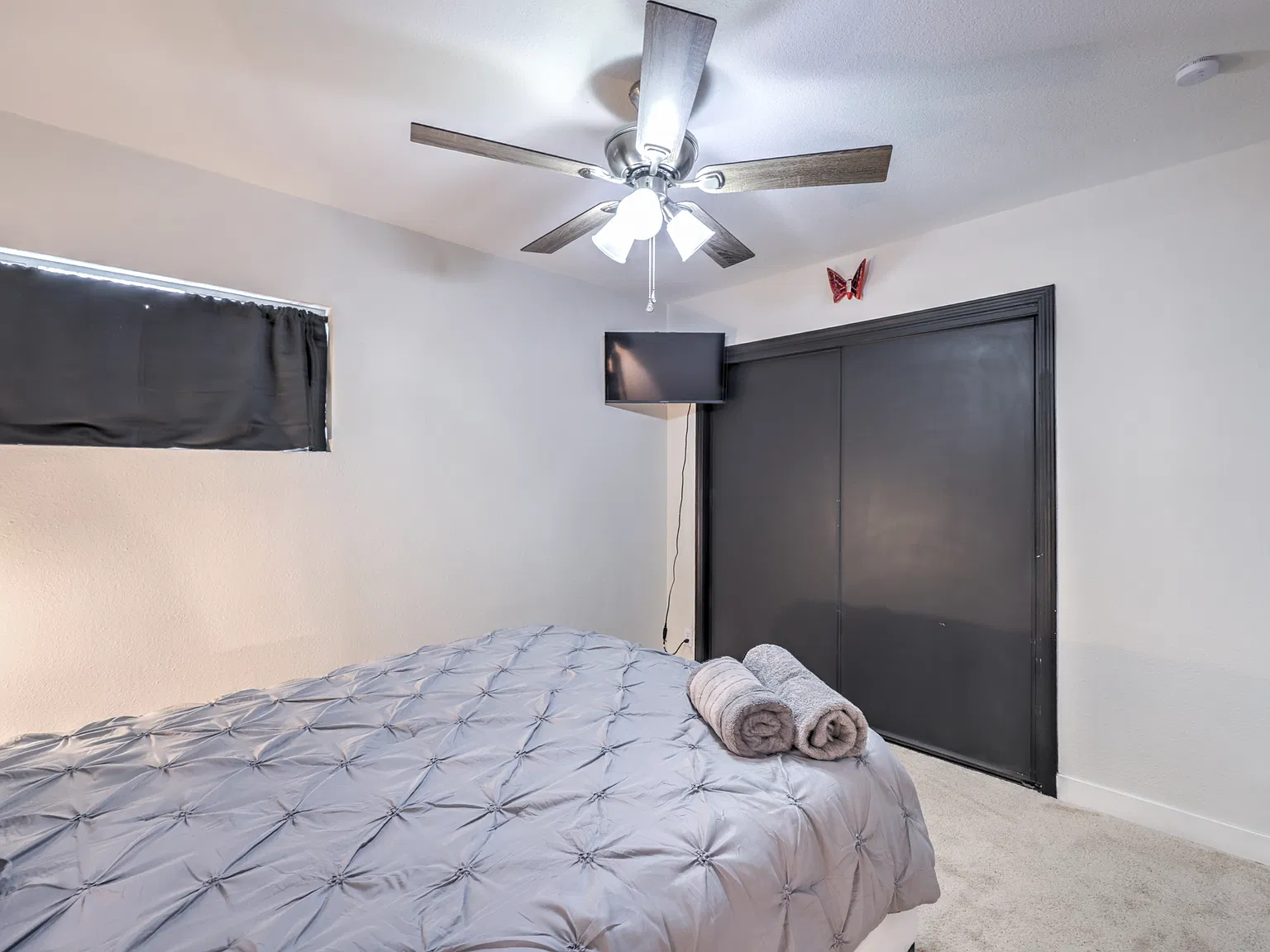 4 bed, 1504 sqft, $2,673 — Photo 2