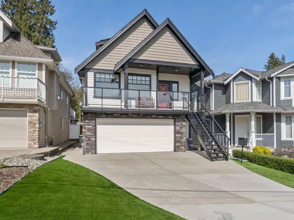 331 Keary St, New Westminster, BC V3L 3L2
