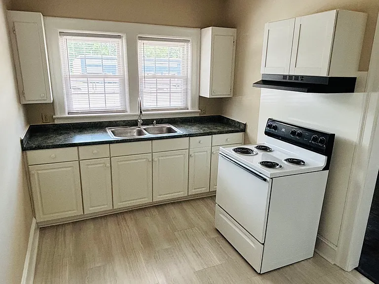801 N Scales St #2 — Photo 19