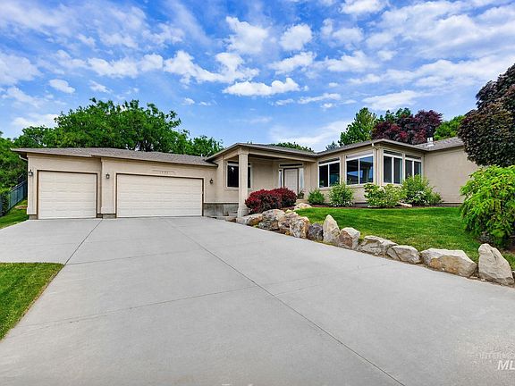 2nd image of 1924 S Toluka Way