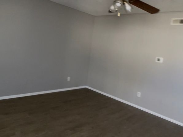 606 NW J St #11364492