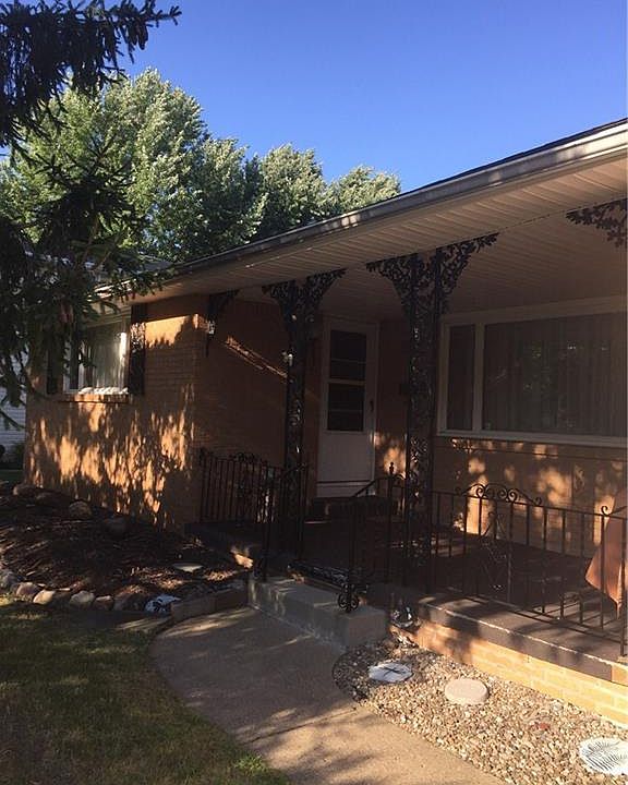 1st image of 145 Sharon Dr