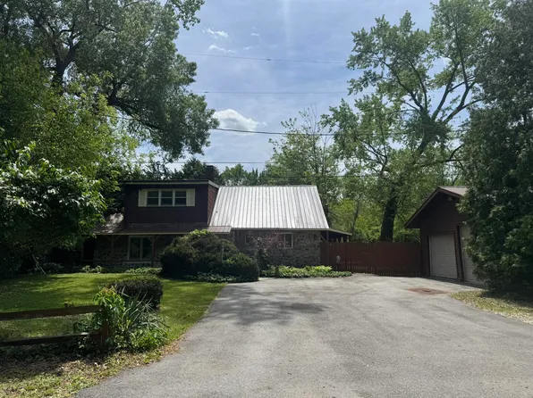 301 W 240th Ave, Shelby, IN 46377