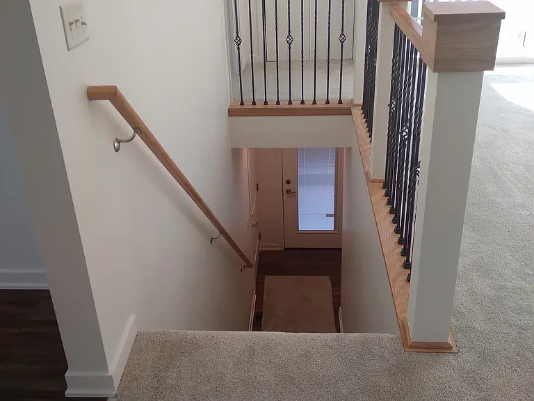 2752 Hidden Dr — Photo 18