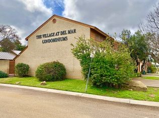 119 W Village Blvd, Laredo, TX 78041