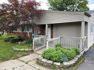 2145 Saint Joseph St, West Bloomfield, MI 48324