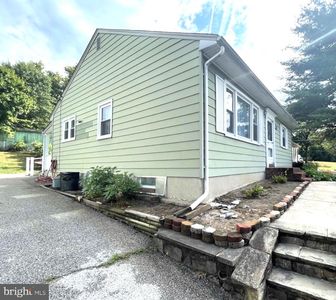 1564 Sulphur Spring Rd, Baltimore, MD, 21227