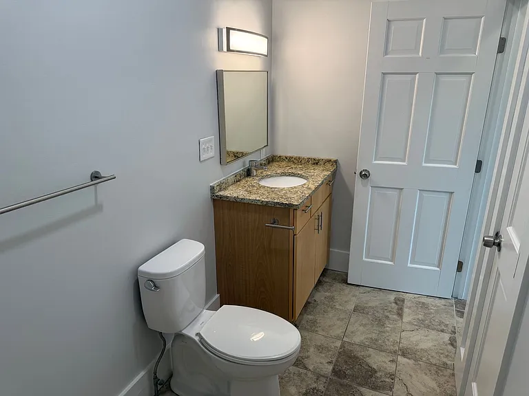105 Main St — Photo 12