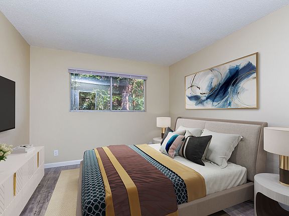 4th image of 345 Macarthur Blvd #311