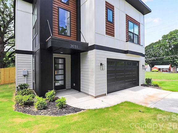 2nd image of 3031 Mathis Dr