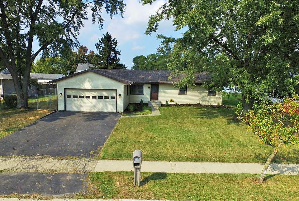 1st image of 165 Marleen Dr