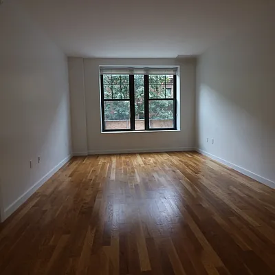 Rented by Nooklyn NYC LLC | media 50