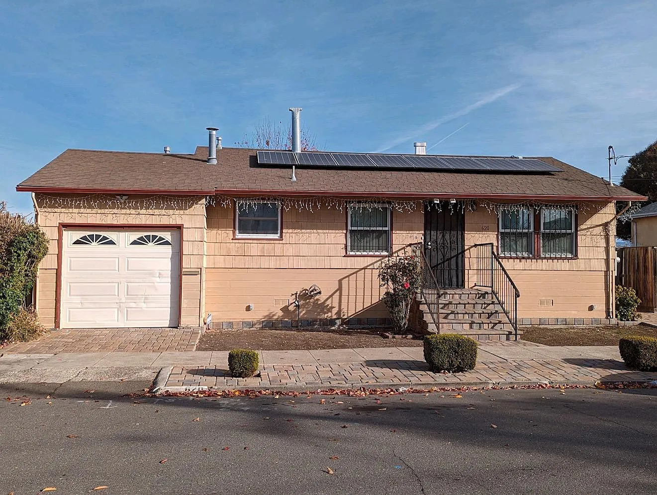 620 13th St photo 1
