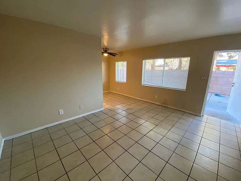 230 W Boston Ave #3 — Photo 5