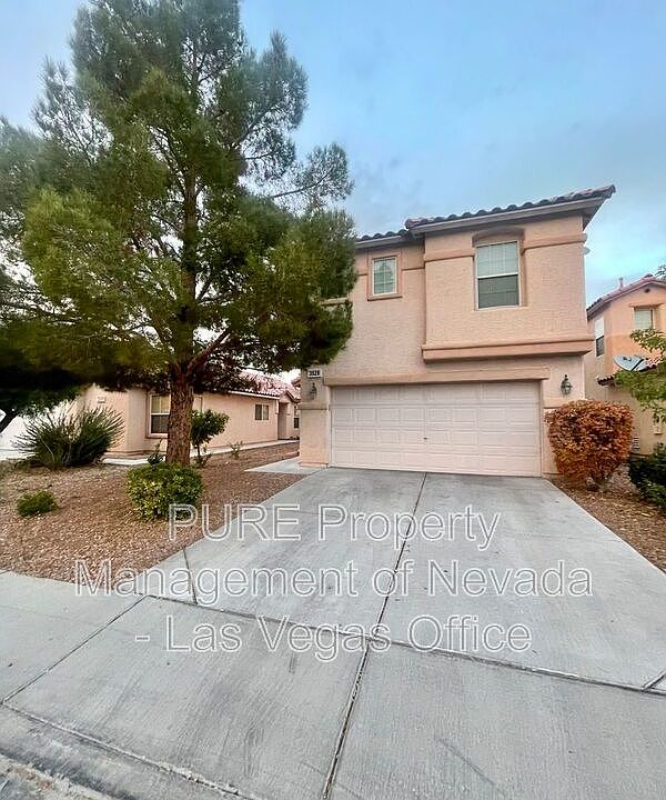 1st image of 3528 Laguna Veneta Ave