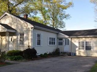 184 Blackstone St, Blackstone, MA 01504