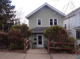 1026 W 4th St, Duluth, MN 55806