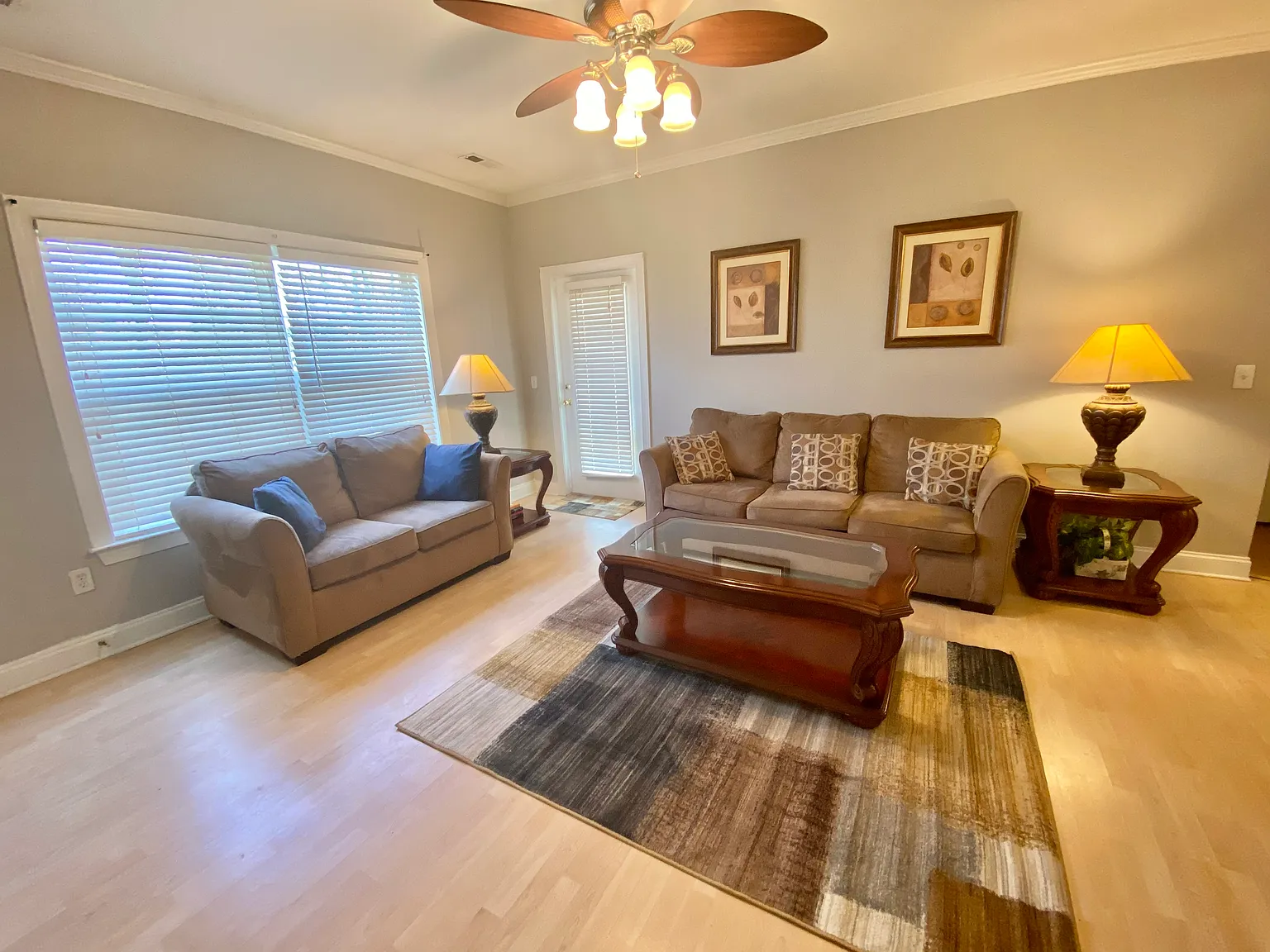 2 bed, 1350 sqft, $2,500 — Photo 2