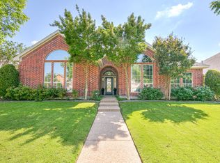 6913 Vista Ridge Ct, Fort Worth, TX 76132