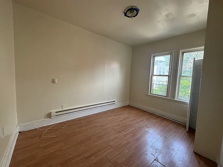 130 Highland Ave #1 — Photo 12