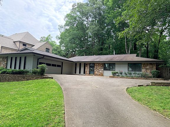 2nd image of 298 Indian Hills Trl