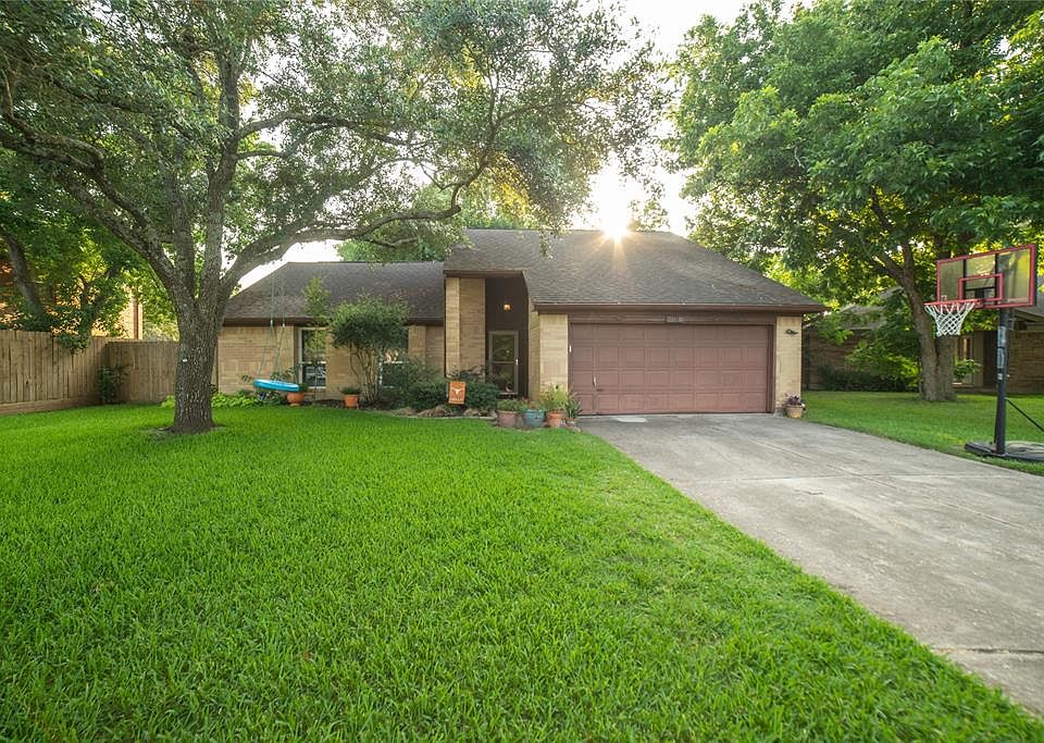 1st image of 2510 Walnut Grove Ct