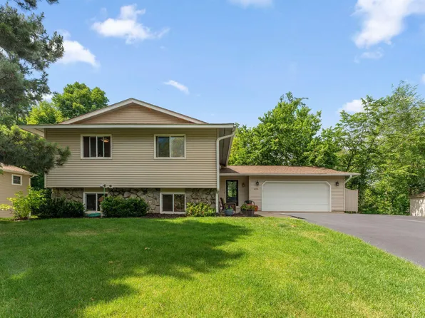 16320 Lake Ridge Dr, Maple Grove, MN 55311