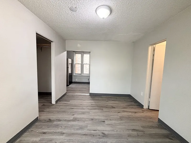2 bed, 1.0 bath, 1000 sqft, $1,190 — Photo 3