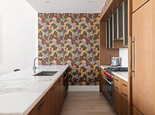 100 Barclay St #16J, New York, NY 10007