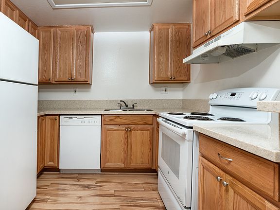 5th image of 203 Woodland Pkwy Unit 244