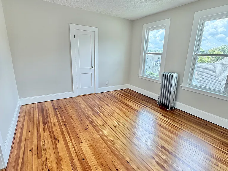 213 Winthrop St #3 — Photo 14