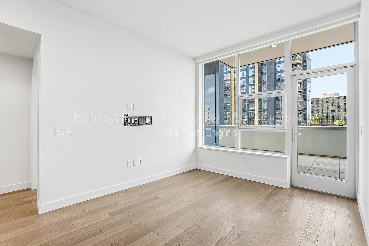 Building Photo - 1388 Kettner Blvd #411