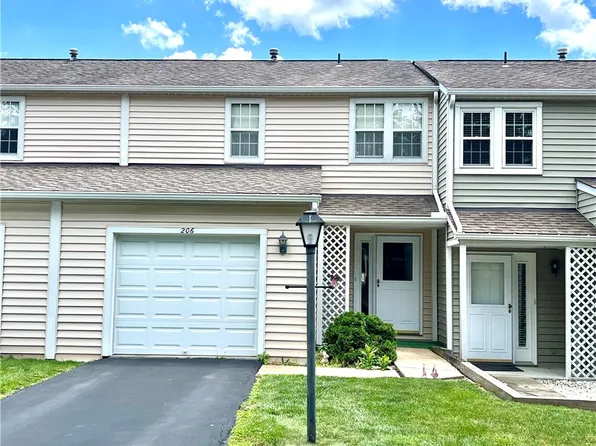 206 Carla Dr, Pittsburgh, PA 15238