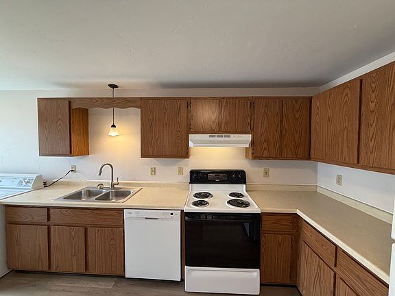 5th image of 2709 Humboldt Rd APT 3