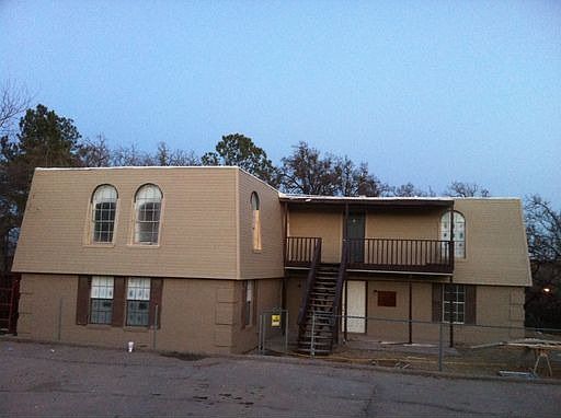 1st image of 2210 NW 2nd Ave APT 1