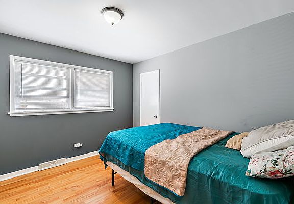 5th image of 14375 Park Ave