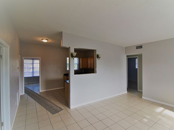 2nd image of 1440 Jackson Ave