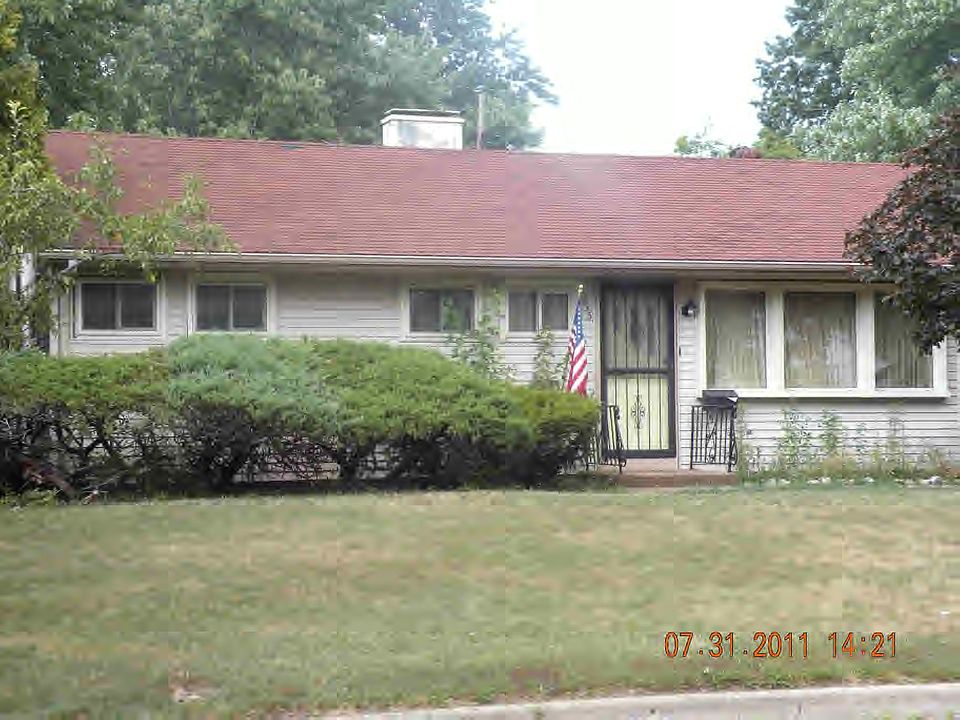 1st image of 235 Dawn Ave