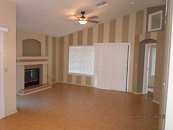 3rd image of 5236 Crooked Valley Dr