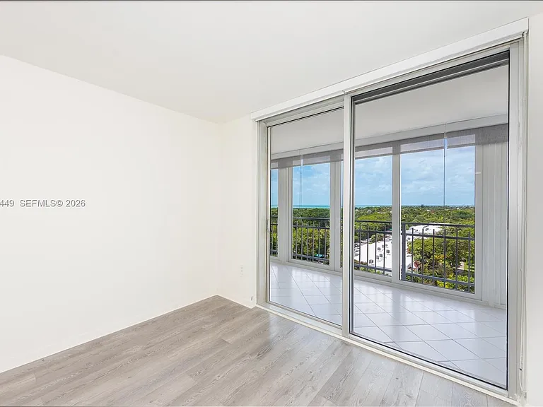 600 Grapetree Dr #8FS — Photo 20