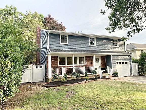 2nd image of 2062 Shaw Dr