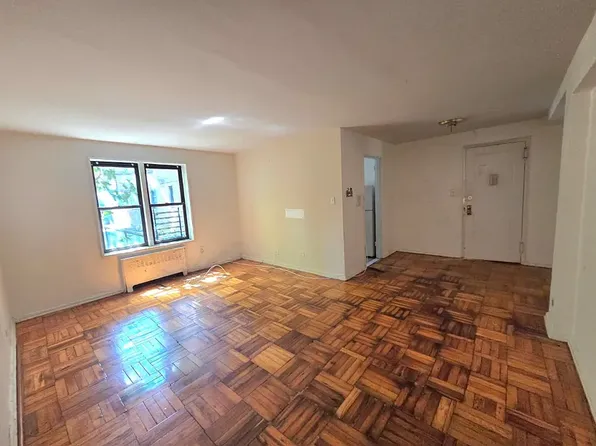 50 Fort Pl APT B2h, Staten Island, NY 10301