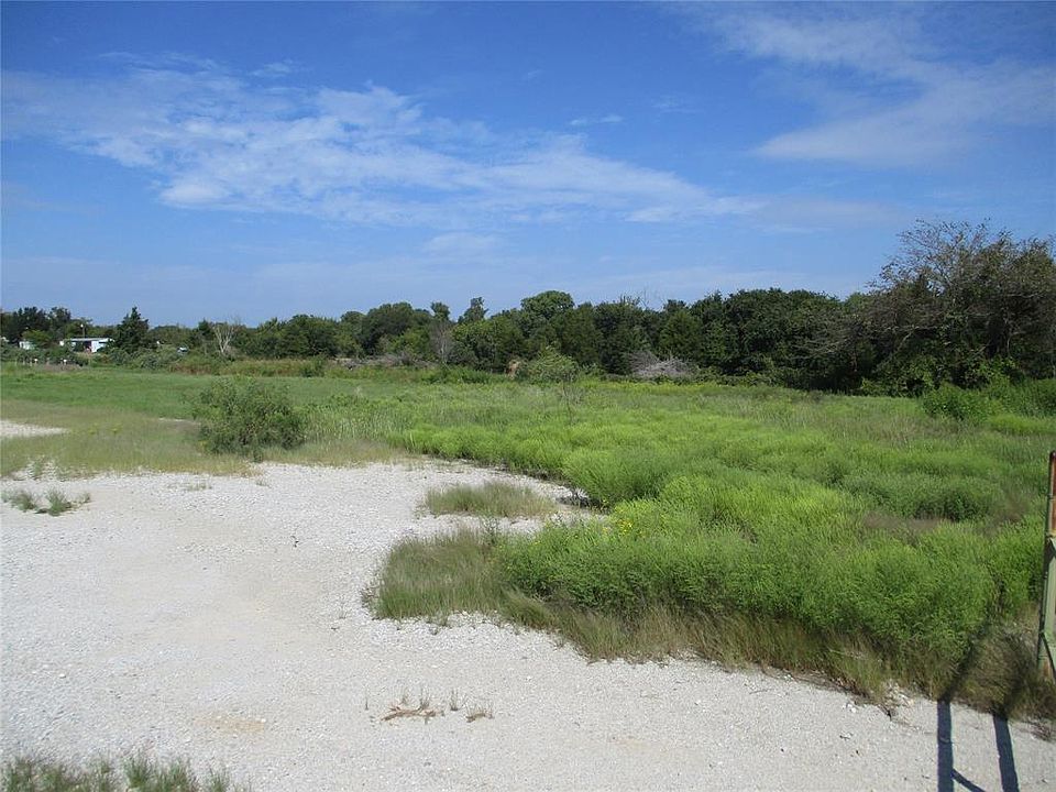 2nd image of County Road 4898