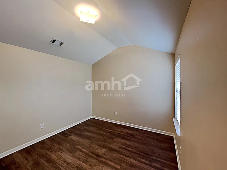 119 Hidden Creek Dr — Photo 15