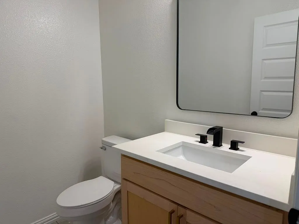 3 bed, 2.5 bath, 1500 sqft, $2,395 — Photo 4